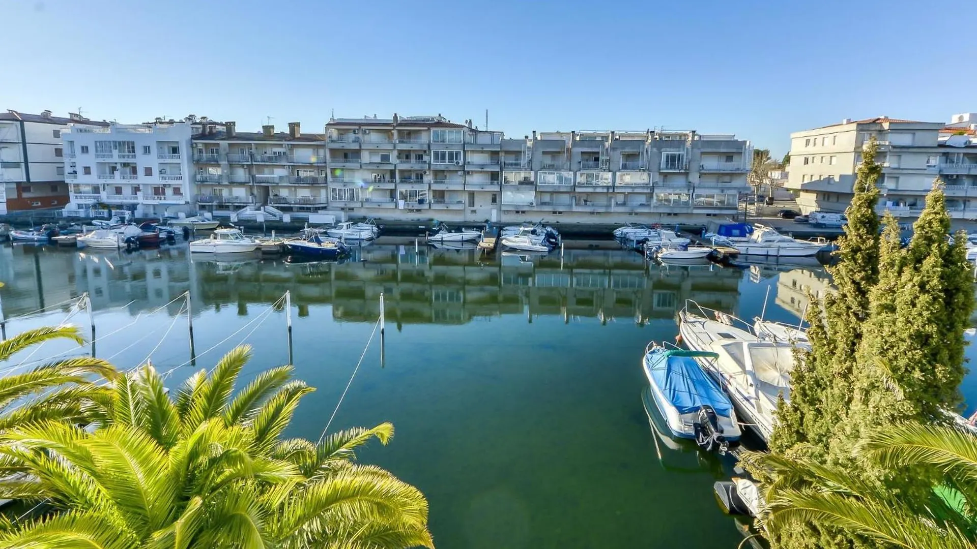 Holiday Home Port Emporda By Interhome إمبوريابرافا إسبانيا